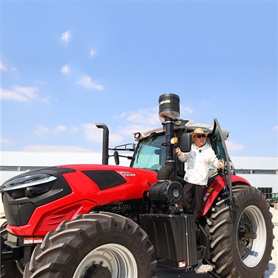 Tractores agrícolas grandes